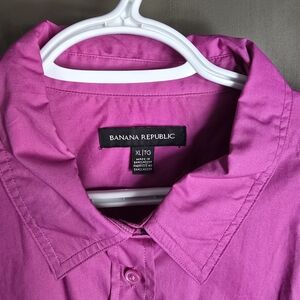 Banana Republic Fuchsia Collared Shirt